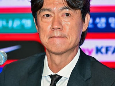 홍명보 감독 목표 낮춘 게 아니라 단계적 접근이라고 밝혀