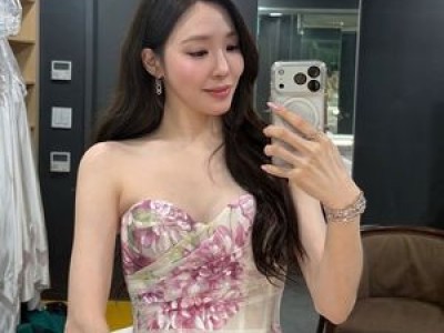 티파니 혼인신고 후 여신 미모 뽐내며 화제